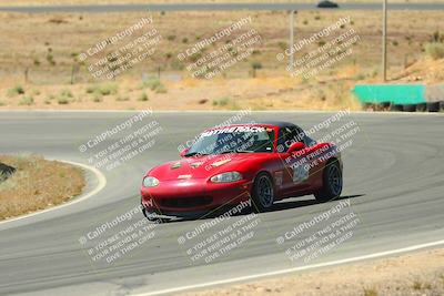 media/May-31-2025-CalClub SCCA (Sat) [[2c1a04e1ee]]/Qualifying/Group 1/Turn 4/